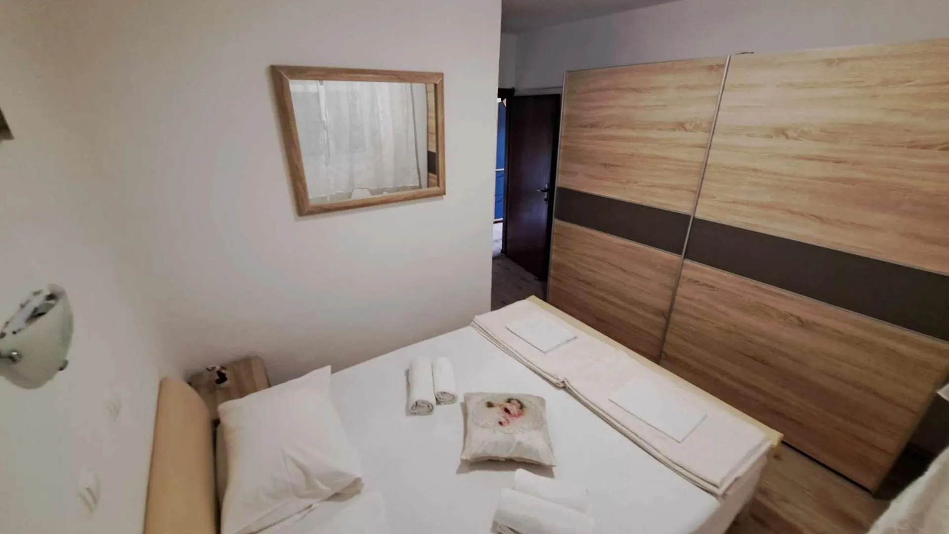 Apartments Lota Starigrad Paklenica