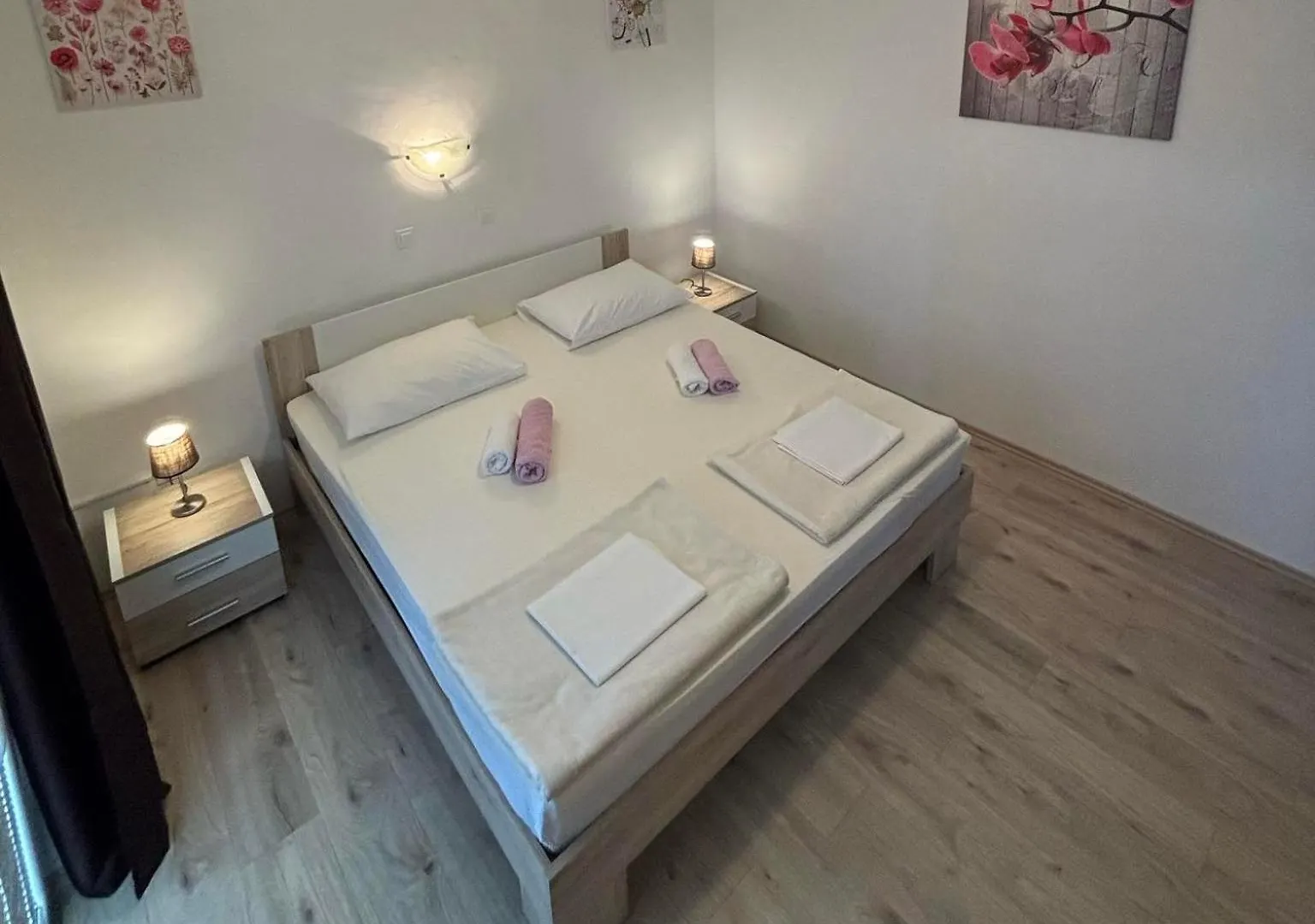 Apartments Lota Starigrad Paklenica